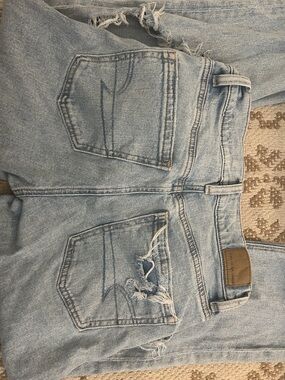 American Eagle super high rise ankle straight jeans. 00 regular length.